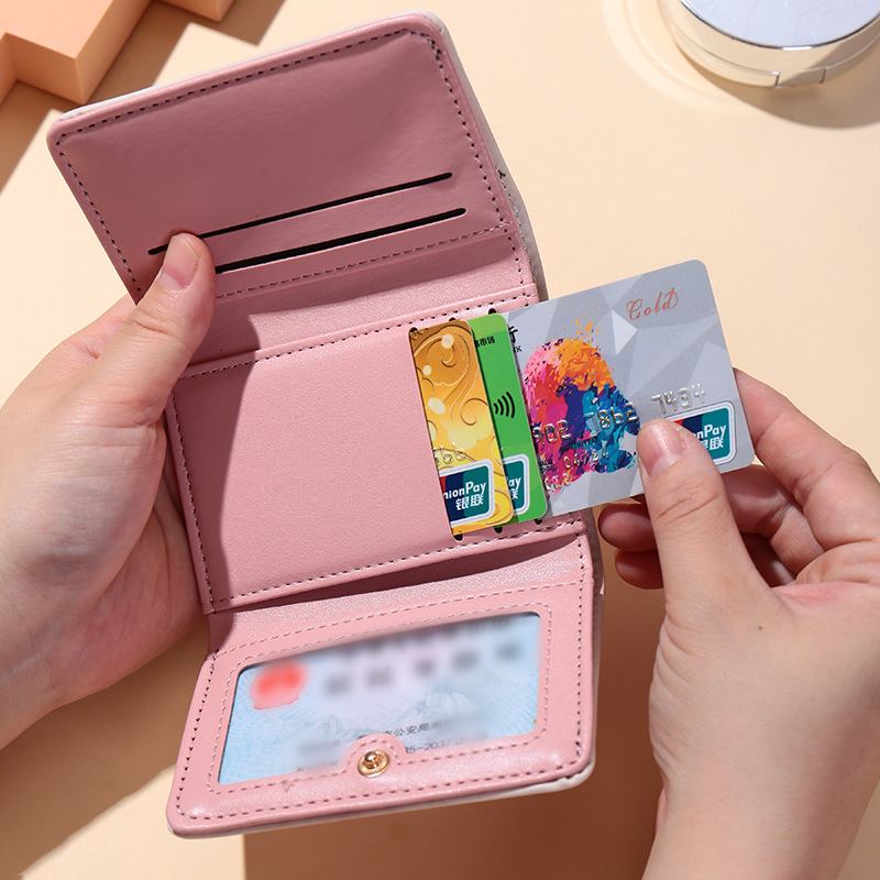 Portfele damskie o dużej pojem – Card Top Loader recenzja i cena